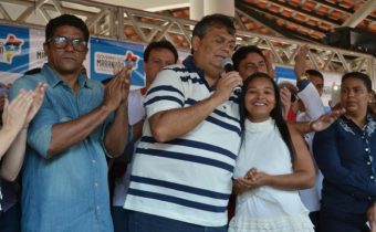 Governador Flávio Dino inaugura escola e lança programa Mais Asfalto em São Pedro da Água Branca